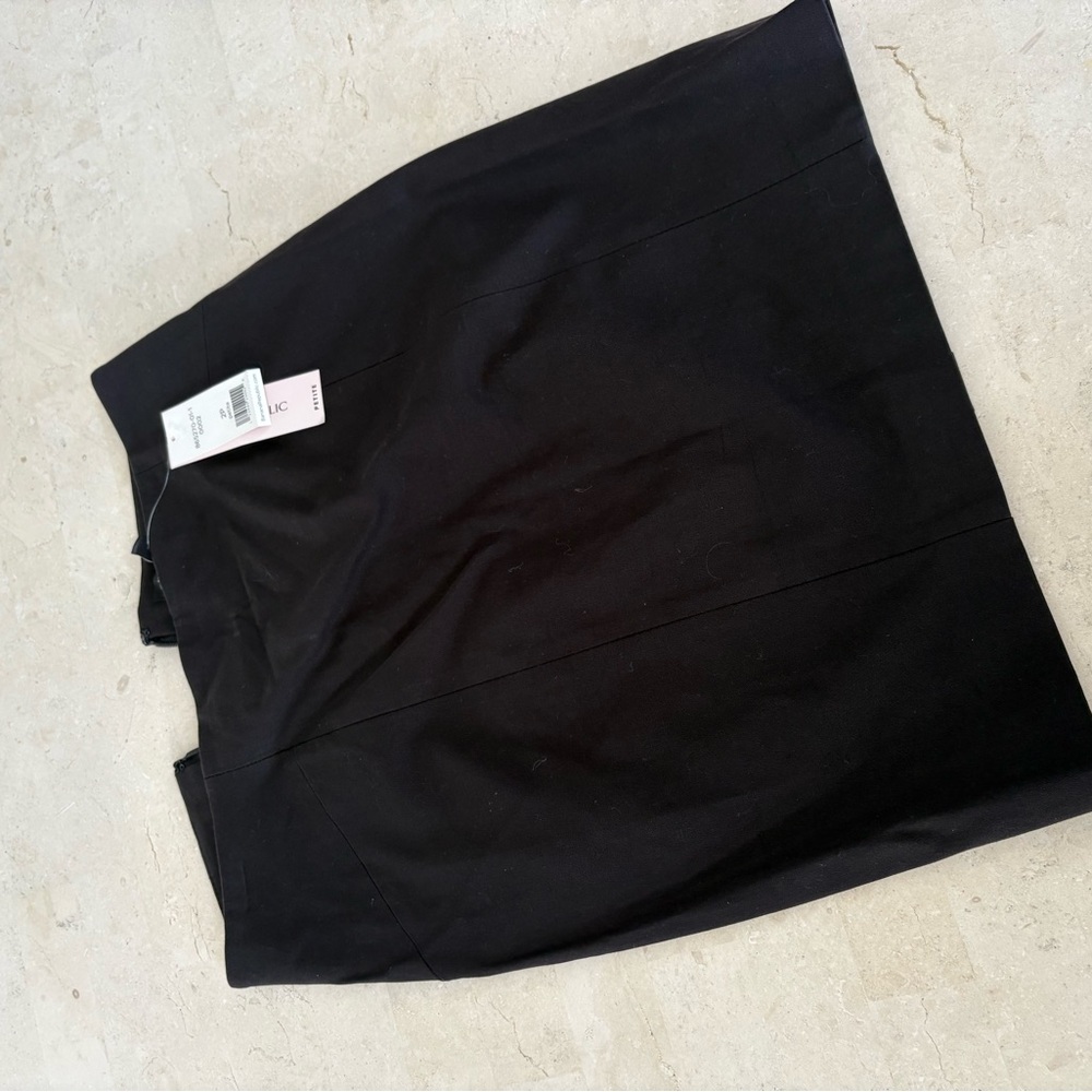 Banana Republic Classic Black Pencil Skirt